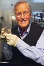 Watch The Incredible Story of Marie Antoinette\'s Watch... With Nicholas Parsons 9movies